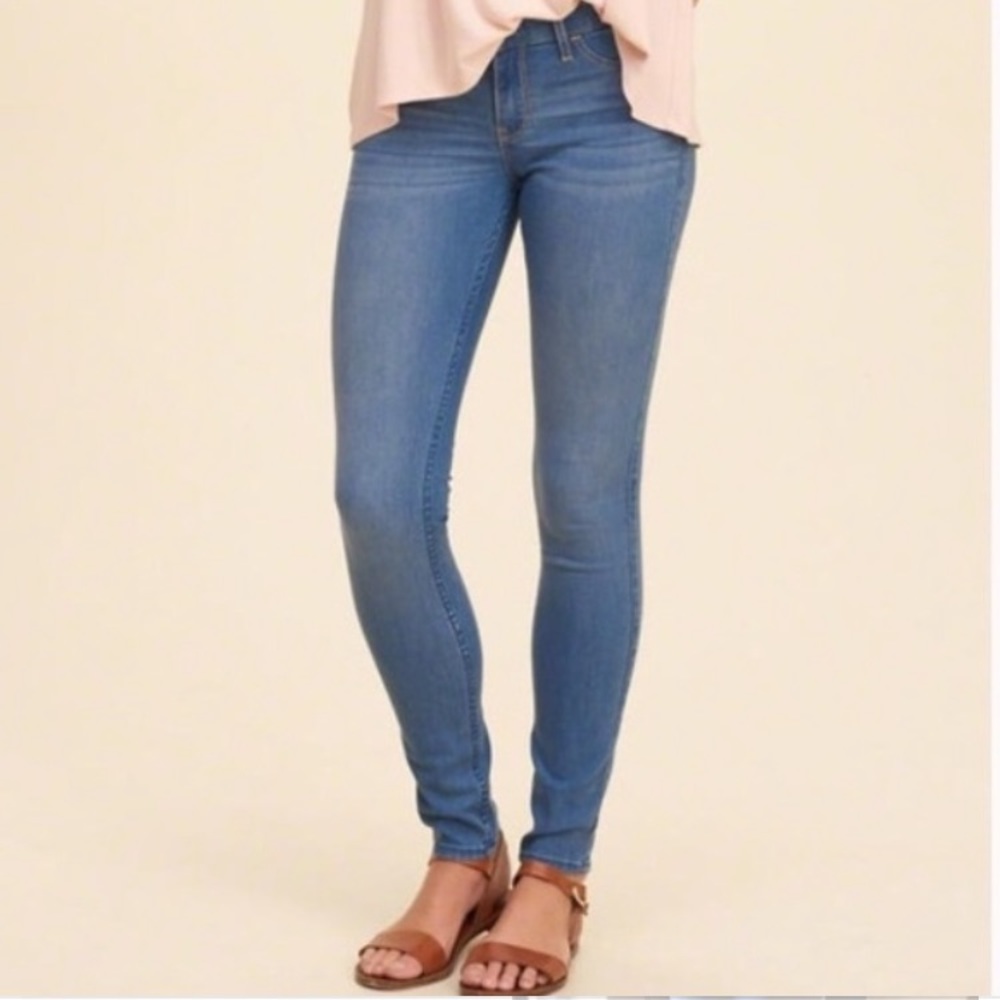 Hollister skinny jeans